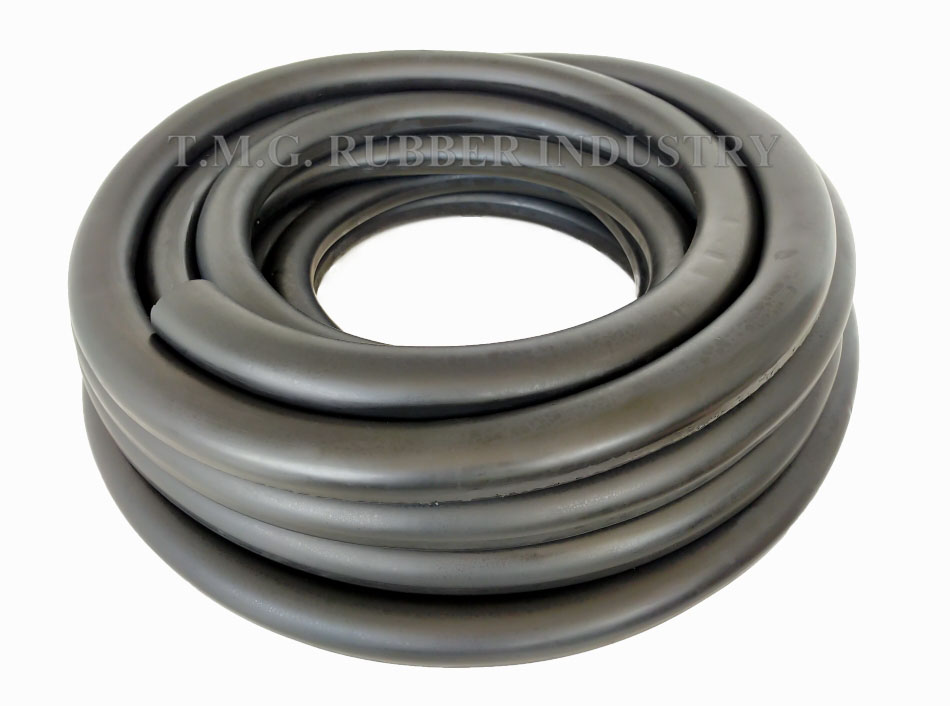 ท่อยางทนน้ำมัน NBR หรือ NBR Rubber Tube